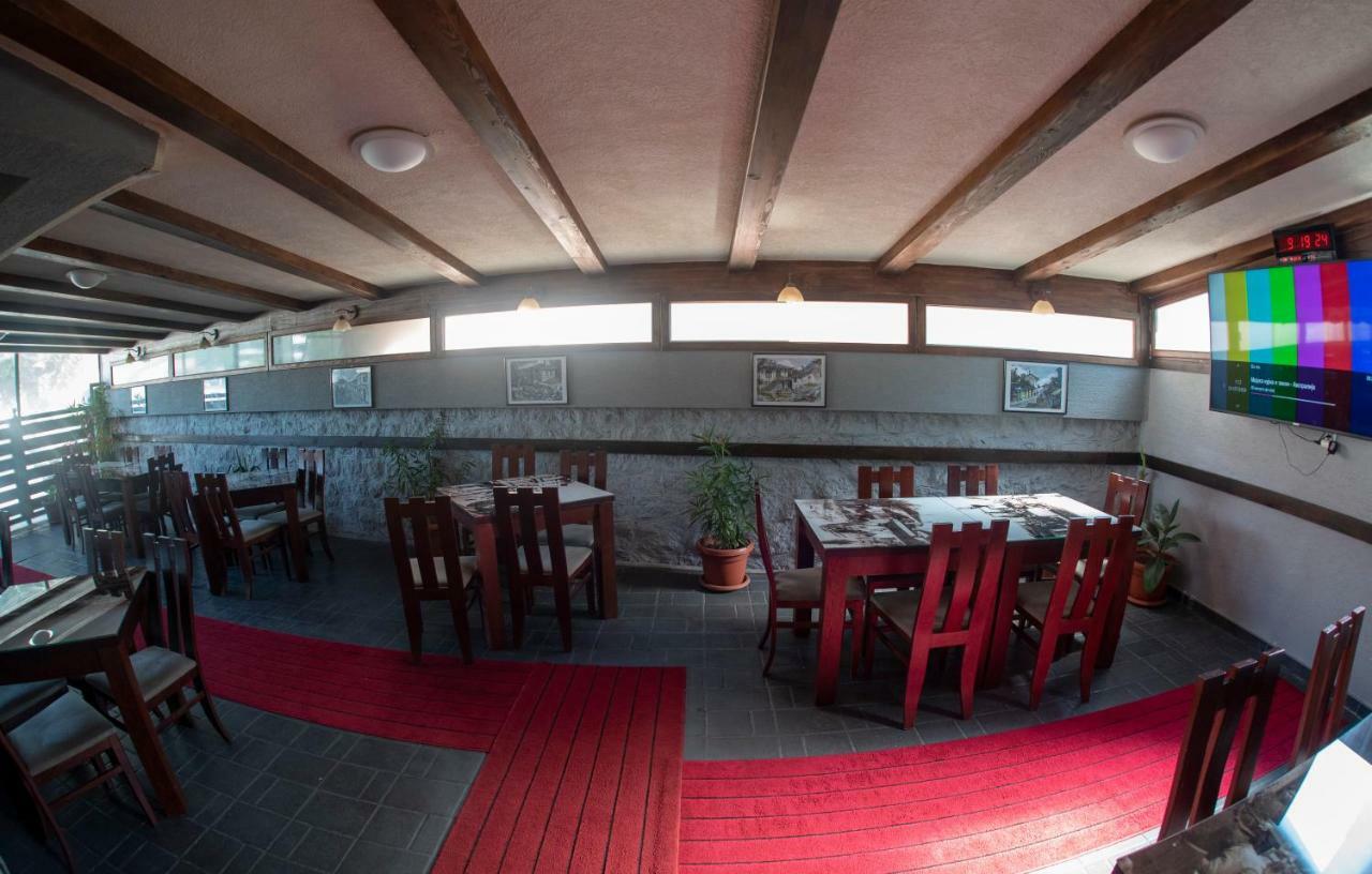 Dionis Rooms & Apartments Prilep Eksteriør bilde