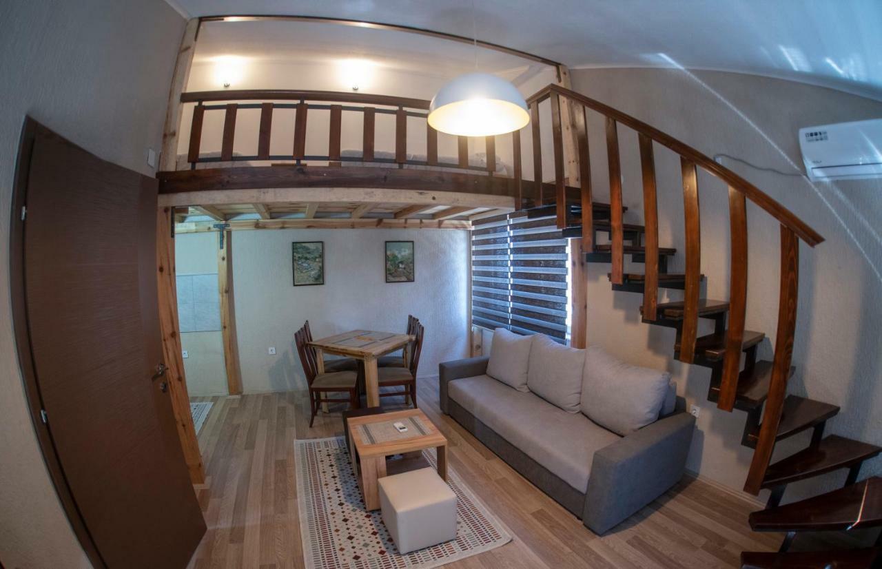 Dionis Rooms & Apartments Prilep Eksteriør bilde