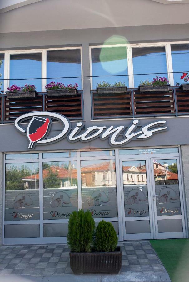 Dionis Rooms & Apartments Prilep Eksteriør bilde