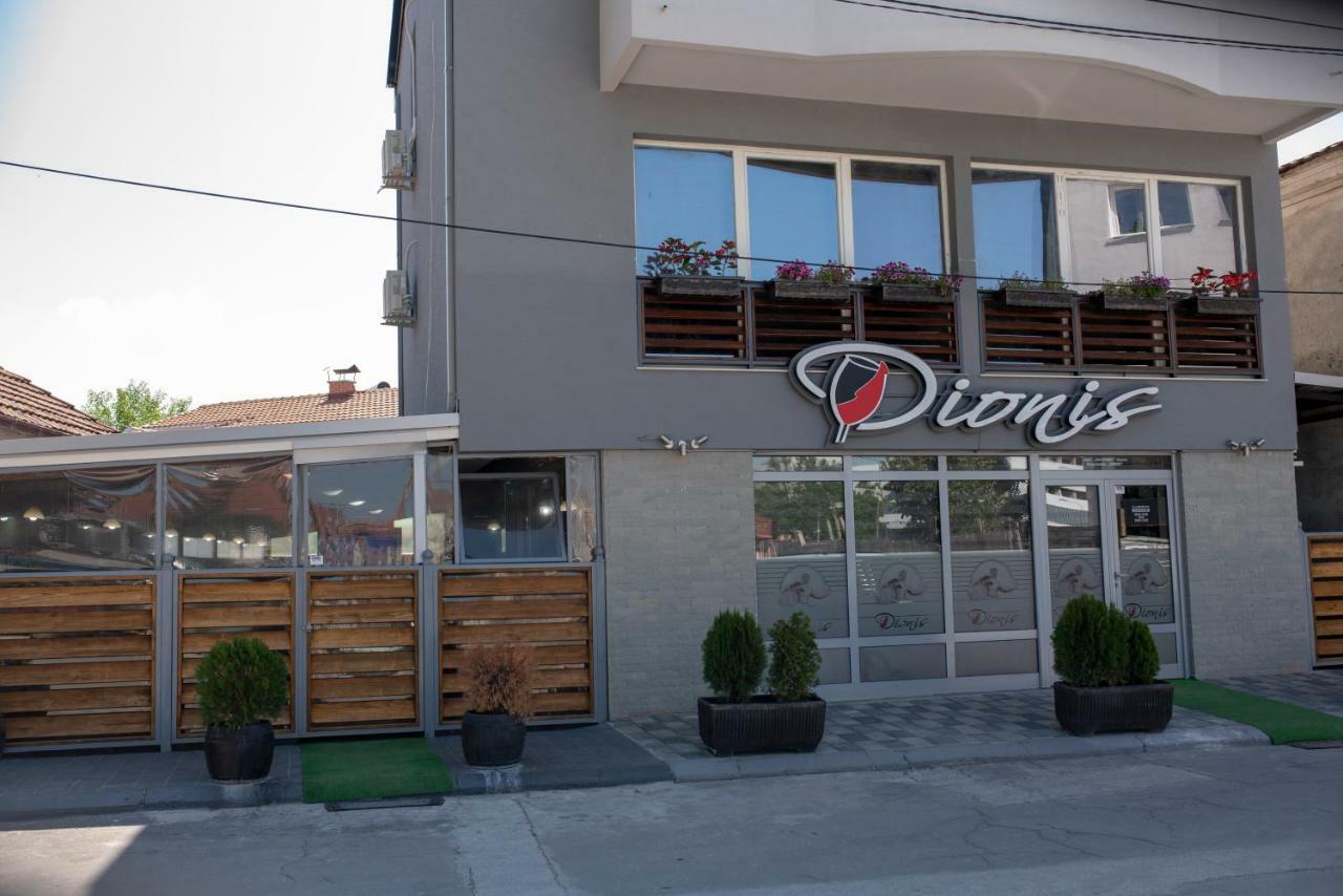 Dionis Rooms & Apartments Prilep Eksteriør bilde