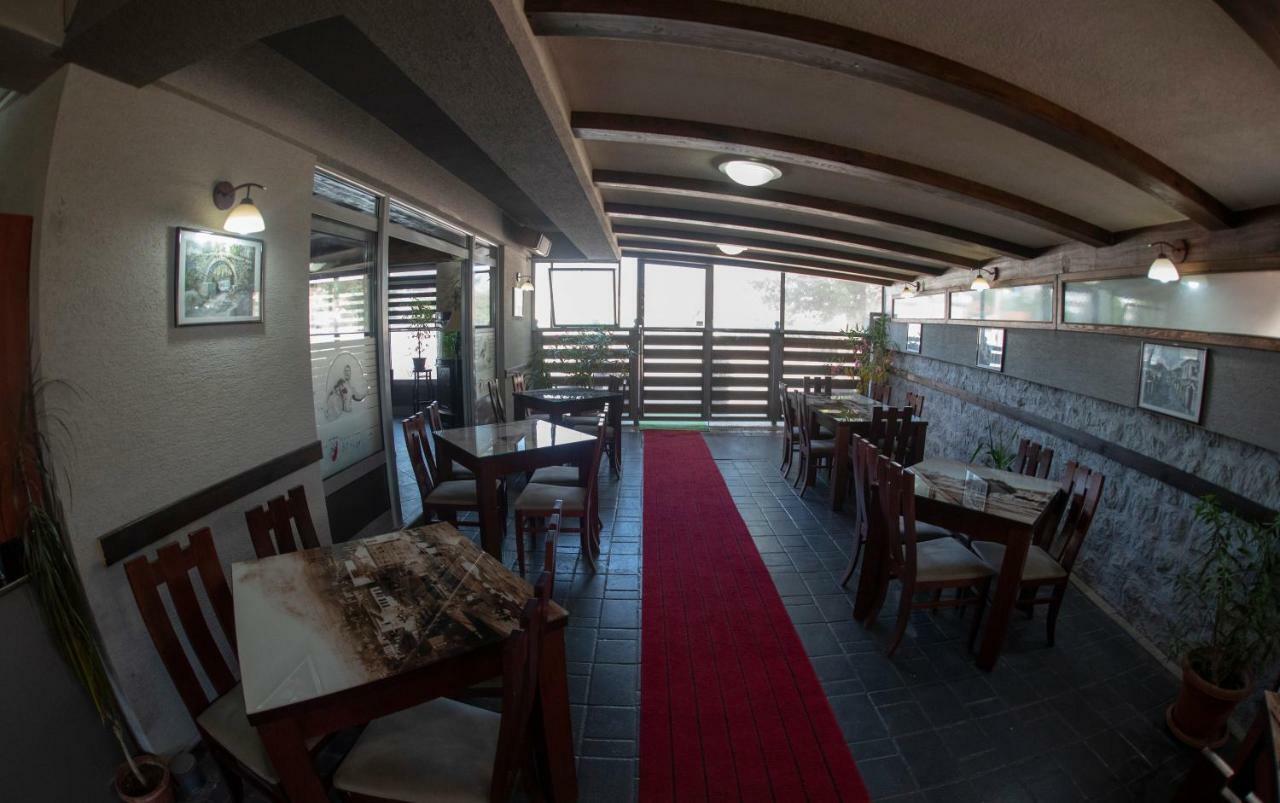 Dionis Rooms & Apartments Prilep Eksteriør bilde